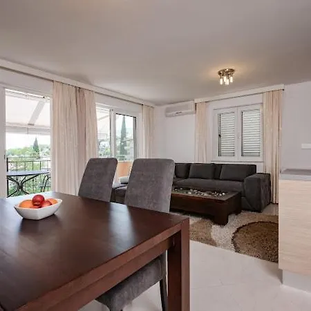 Apartament Slavica *